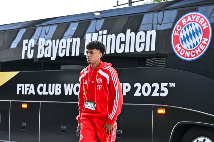 TA:埃弗顿在引进阿兹努的交易中取得了进展,转会费约为900万欧