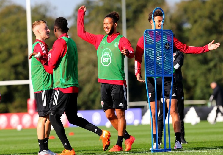 前斯旺西队长:温格2013年曾邀请我加盟枪手,我拒绝了,我不后悔